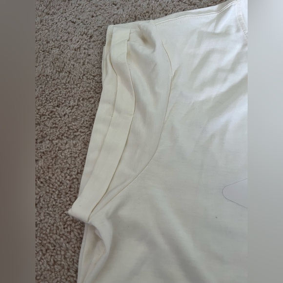 NWT Umbro Cream Logo Tee - Picture 7 of 7